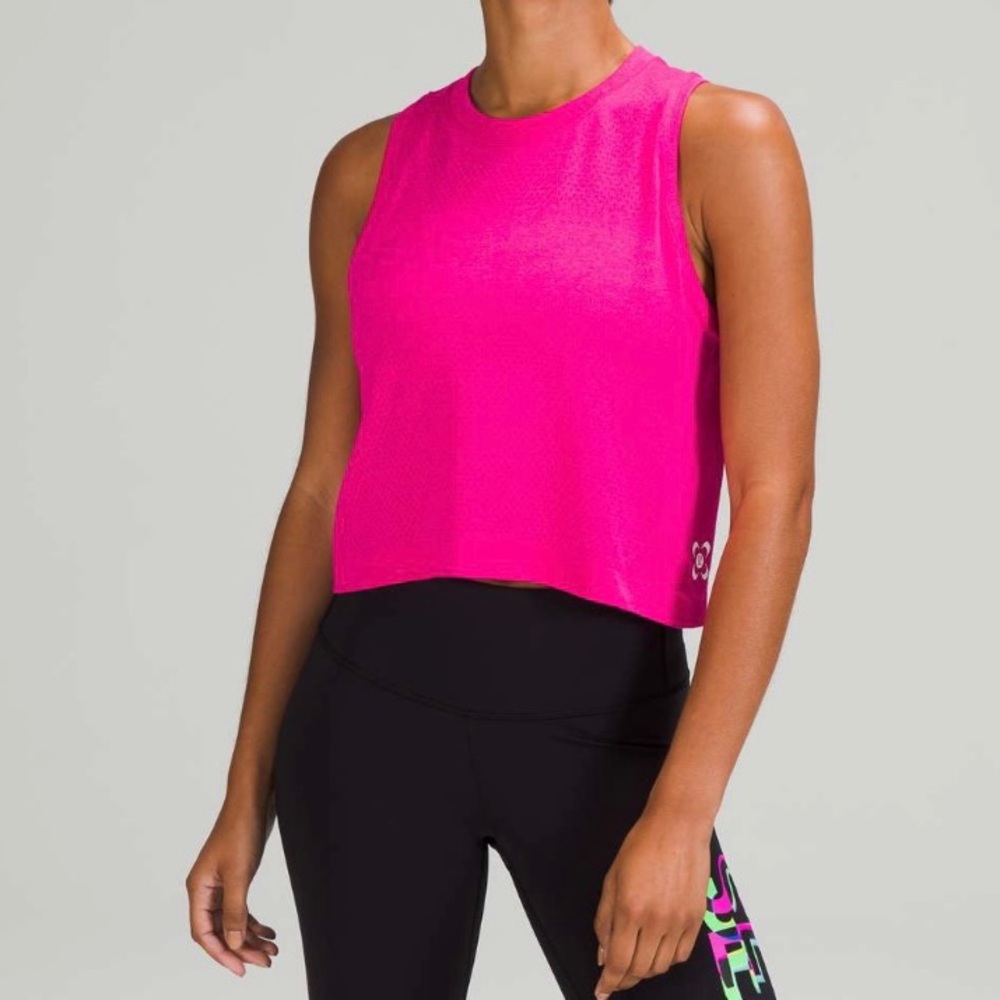 lululemon athletica Sea Wheeze Swiftly Breathe Cropped Tank Top -Size 6?